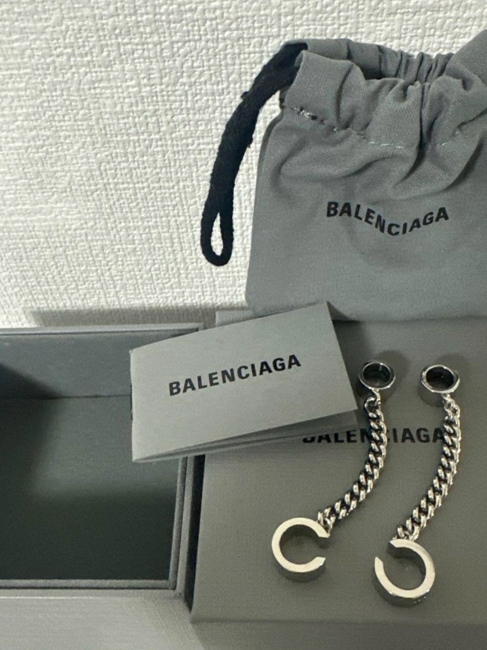 Balenciaga Silver-Tone Chain Cuff Clips